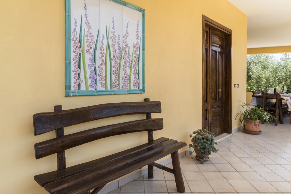 Villa Tina Санта-Мария-ди-Кастеллабате Экстерьер фото