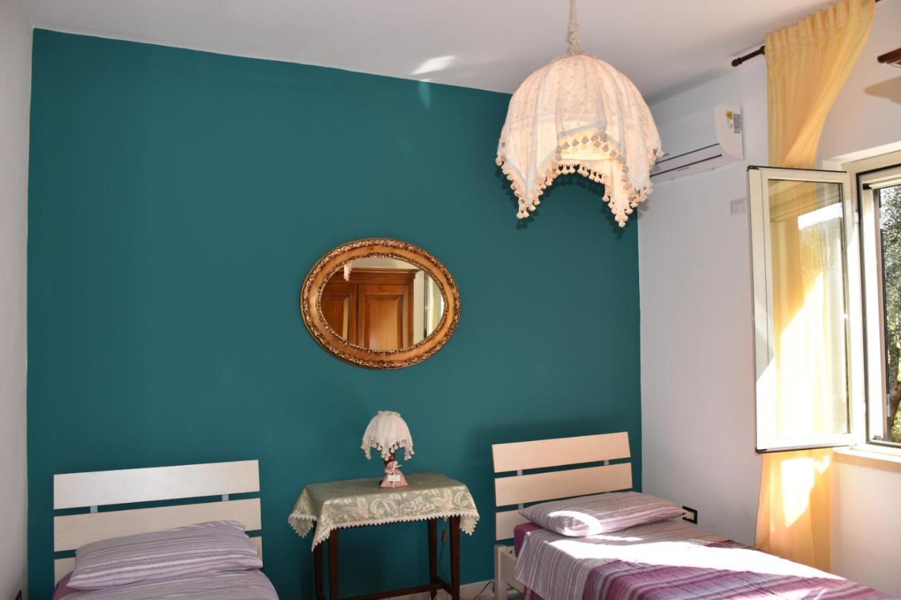 Villa Tina Санта-Мария-ди-Кастеллабате Экстерьер фото