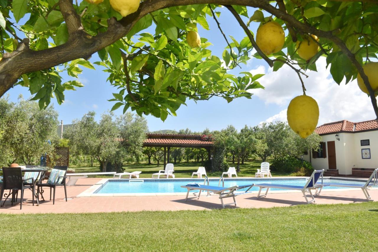 Villa Tina Санта-Мария-ди-Кастеллабате Экстерьер фото